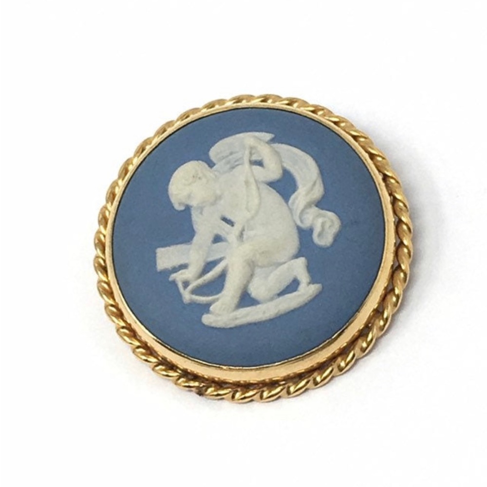 Vintage Wedgwood Blue Jasper Van Dell 1970s Cherub 14K Gold Filled Pendant Pin